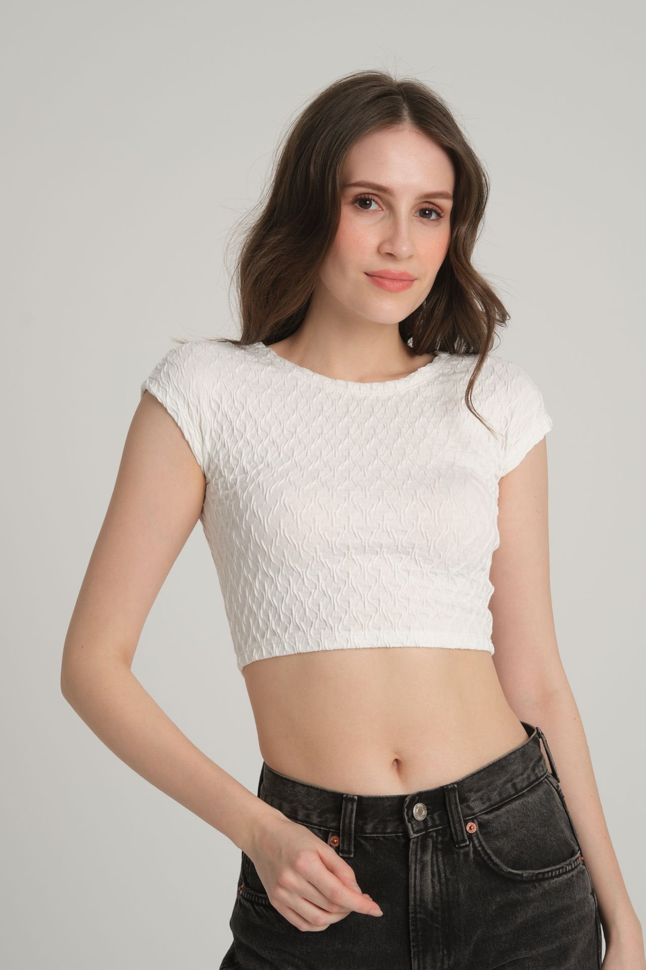 Bürümcük Desenli Beyaz Crop Top