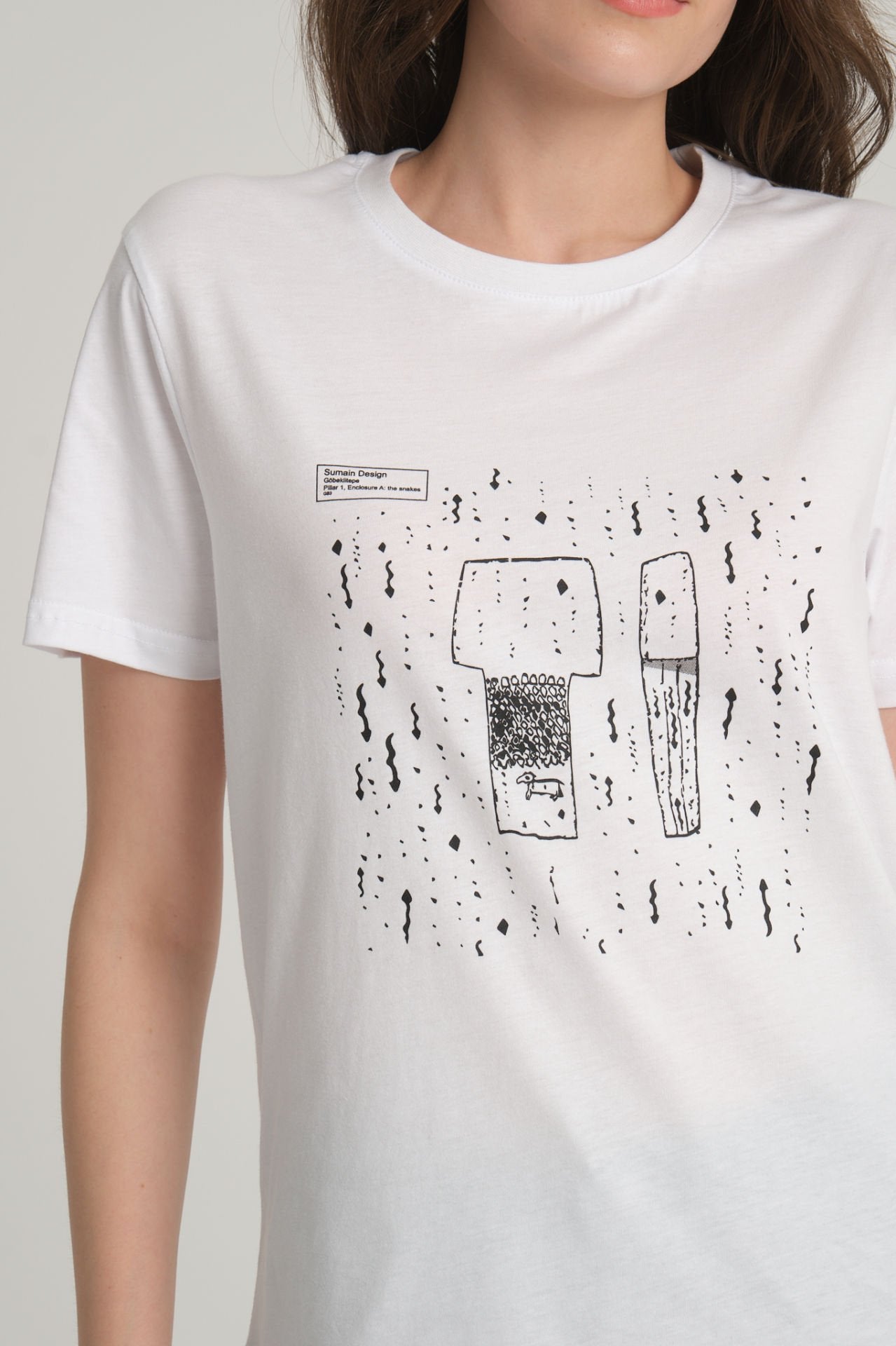 Women's White T-Shirt with Göbeklitepe Print "Serpent Column"