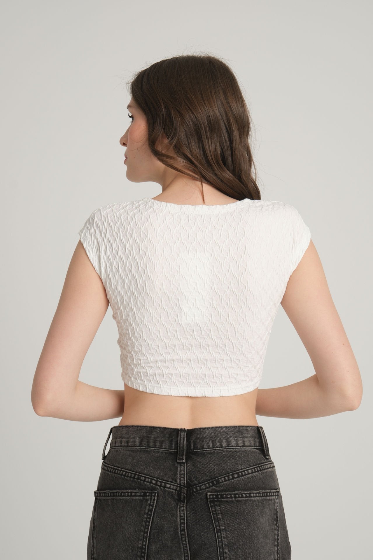 Bürümcük Desenli Beyaz Crop Top