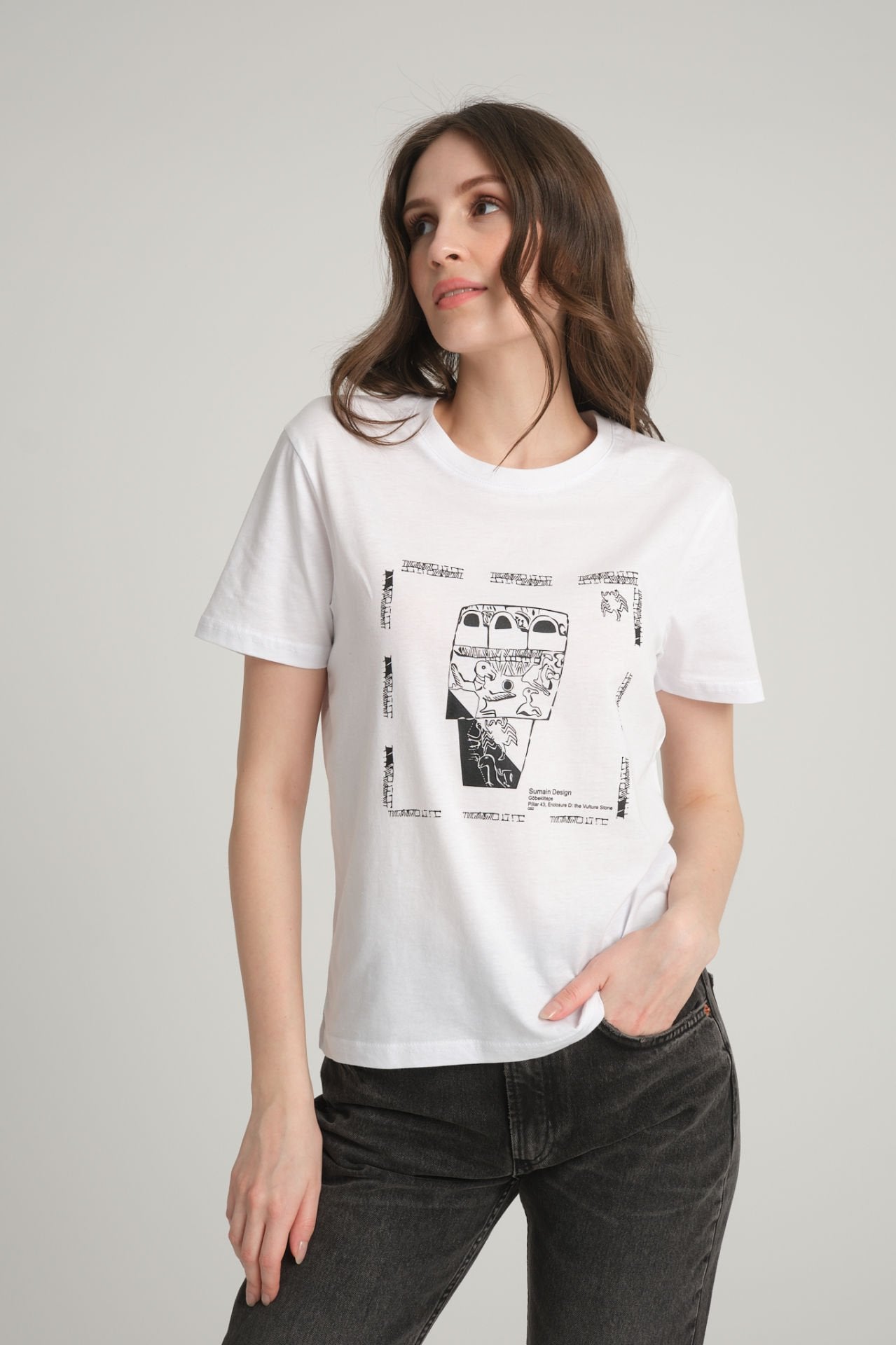 Women's White T-Shirt with Göbeklitepe Print "Vulture Stone"