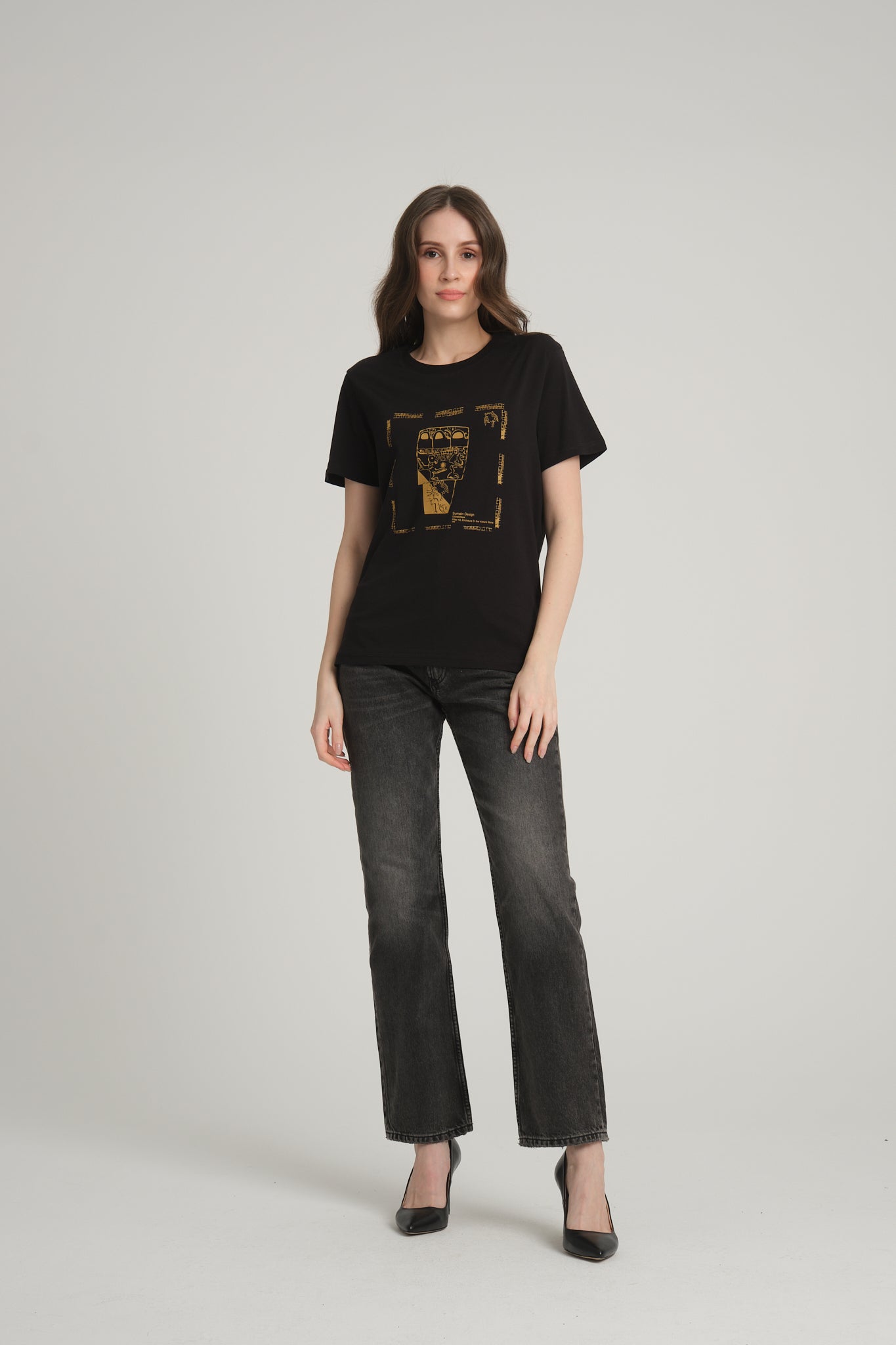 Women's Black T-Shirt with Göbeklitepe Print "Vulture Stone"